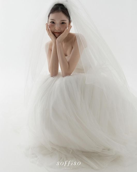 Park Jin Joo Reveals Radiant Bridal Look Ahead of Her Upcoming Wedding - SukaKpop.com - Kpop and Korean Drama Top News Park Jin Joo Reveals Radiant Bridal Look Ahead of Her Upcoming Wedding - SukaKpop.com - Kpop and Korean Drama Top News