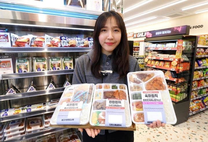 “가격은 낮추고 속은 채웠다”…편의점 도시락·김밥 ‘가성비 경쟁’