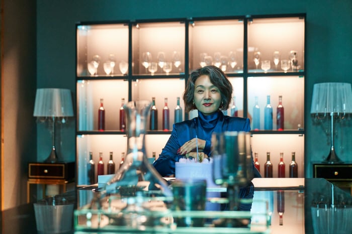 '명품 배우' 배종옥, '완벽한 집'으로 데뷔 42년 만에 공포 스릴러 장르 도전