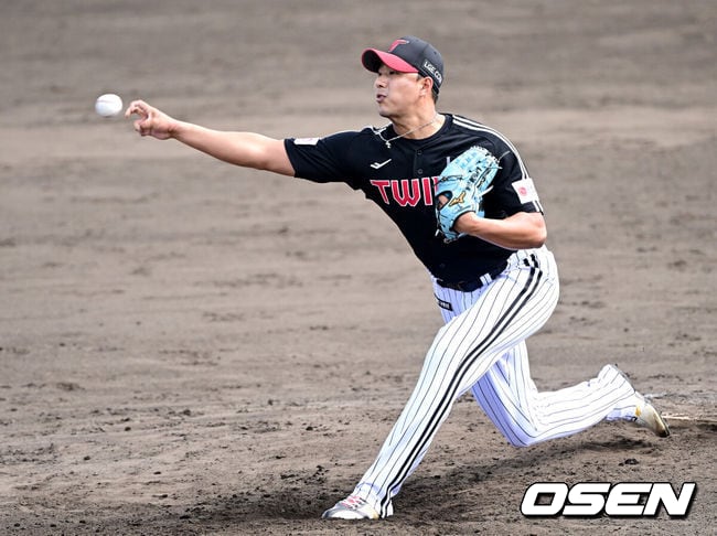 ‘볼볼볼볼볼볼볼볼’ 8연속 볼 강판...LG 사이드암 정우영, 제구 난조 끝이 안 보인다
