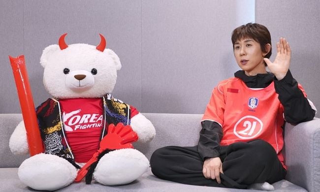 코드 쿤스트 "내가 유일하게 흥분=축구" 덕후들 난리날 '보물' (나혼산)