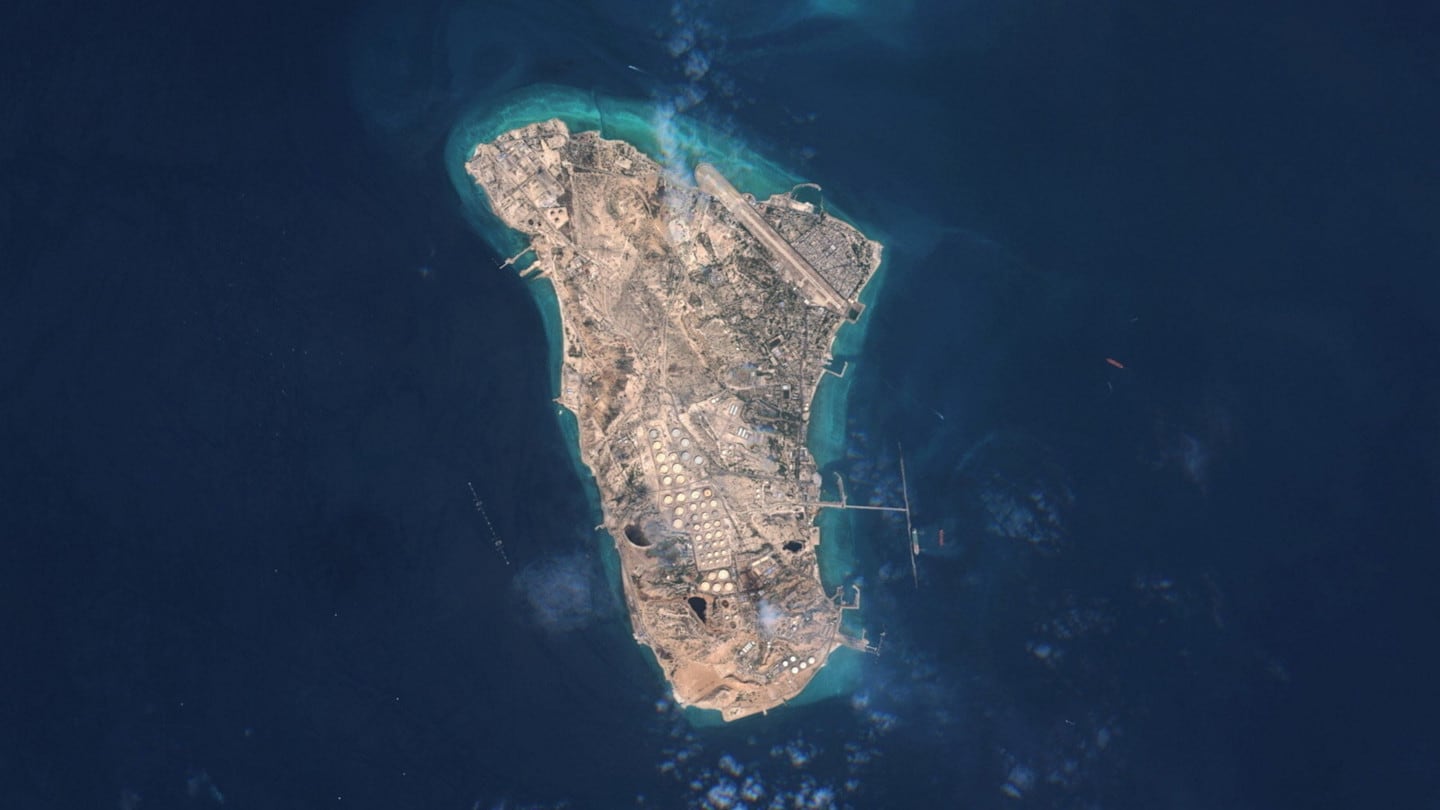 지상전 준비하는 이란 “섬 점령 준비 포착, 무자비하게 공격할 것”