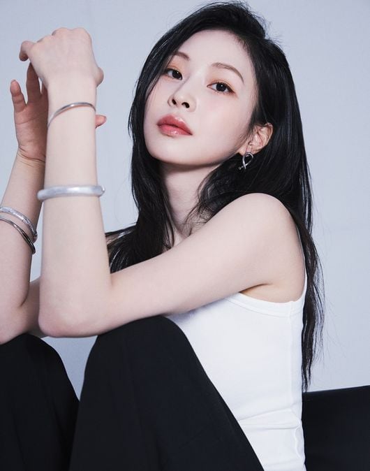 한유은, 도회적 스타일도 매력있네..“스스로 양방향 이미지 배우라 생각”
