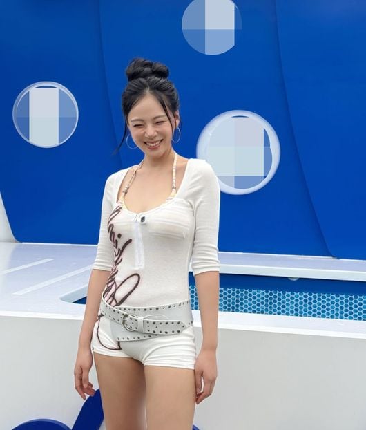 비비, 성행위 연상 안무로 논란인데..워터밤 몸매 자랑 '타격無' 근황