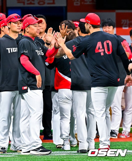 12안타 4홈런 쾅! KIA, 키움 3연전 스윕→4연승 질주 “네일 호투와 타선 응집력 덕분에 연승”