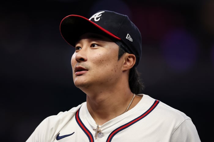 FILE - Atlanta Braves shortstop Ha-Seong Kim reacts during the eighth inning of a baseball game against the Washington Nationals, Sept. 22, 2025, in Atlanta. AP연합뉴스