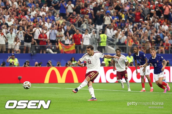 ‘야말이 PK 만들고 오야르사발이 마무리했다’ 선제골 넣은 스페인 1-0 리드(전반진행중)