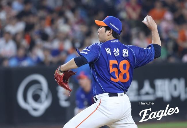 필승조 3명이 ⅔이닝 7실점이라니…한화, 가장 중요하다던 후반기 첫 경기가 최악의 경기 됐다
