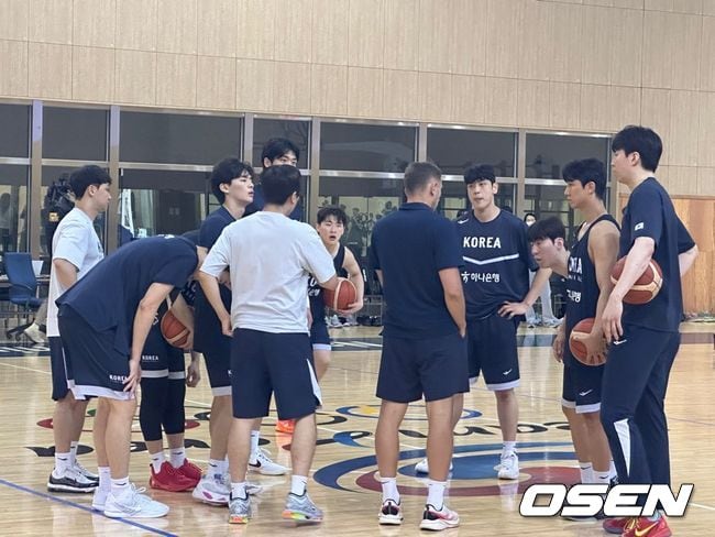 “에디는 미친놈이다!” 농구대표팀 여준석과 막내 에디 다니엘, 미친 조합 첫 선 보인다