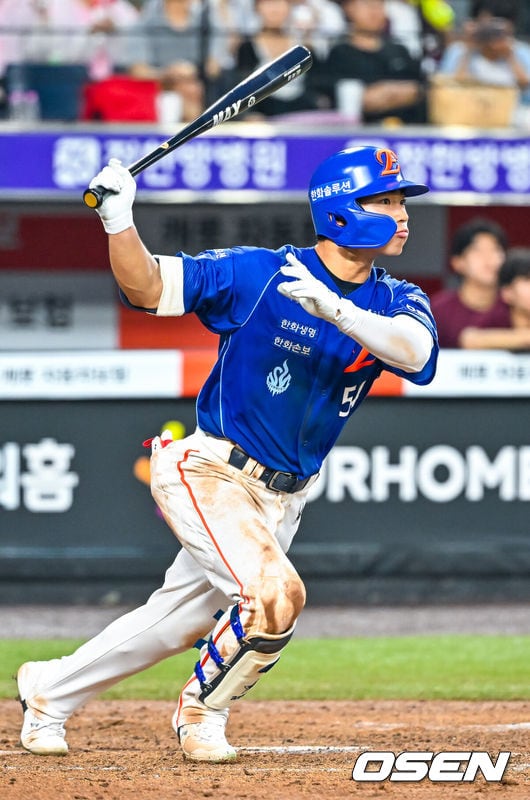 “고졸신인에게 많이 바라면 안되지만…” 7월 타율 .458 맹활약, 한화 리드오프 고민 끝낼 수 있을까