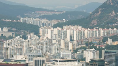 Backbreaking ‘Real Estate Flattening’… Standard-Size Jeonse Hits 1 Billion Won Even in Seongbuk, Dongdaemun