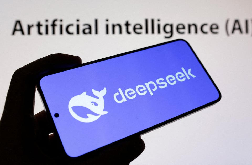 DeepSeek Reportedly Shifts to Huawei Chips for Massive 8-Trillion-Parameter AI Model Training