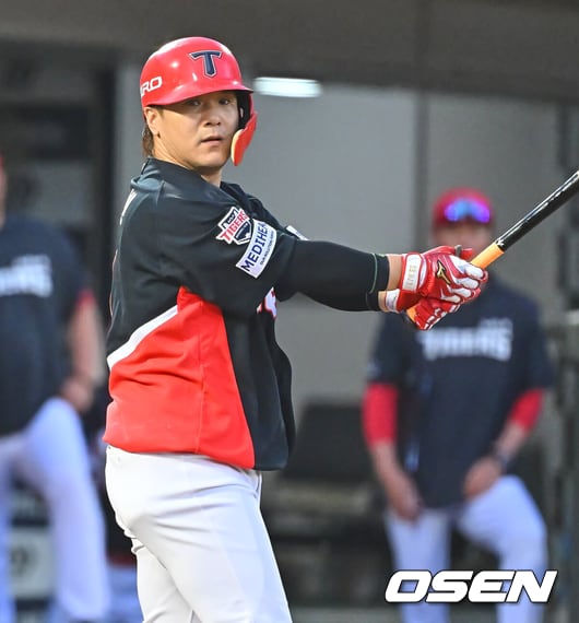 "잘해 줄 것이다" 이름값 못했는데 후반기 키맨 지목...타격왕+KS MVP 자존심 살리면 KIA 순위 달라진다