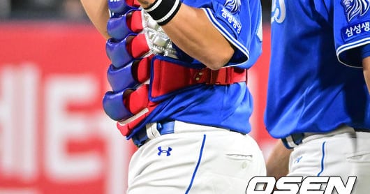 삼성 라이온즈 강민호 경기 사진