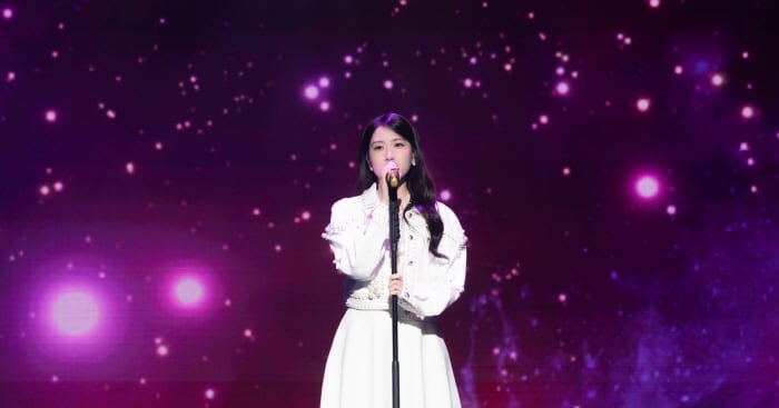 Park Eun-bin Tears at Taipei Fan Concert - 조선일보