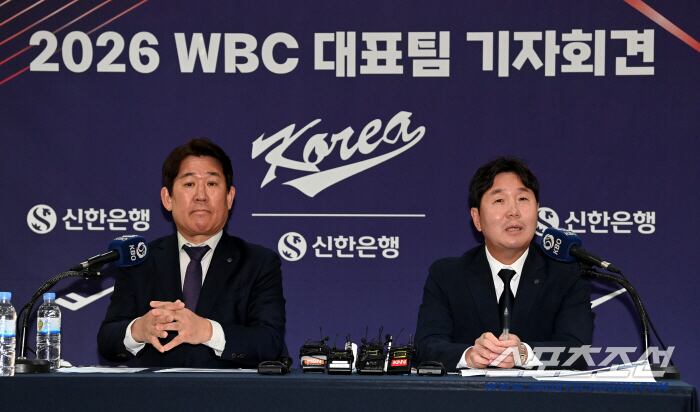 류지현 감독이 이끄는 WBC(월드베이스볼클래식) 야구대표팀이 6일 프레스센터에서 기자회견을 갖고 WBC 최종명단을 발표했다. 류지현 감독이 질문에 답하고 있다. 허상욱 기자wook@sportschosun.com/2026.02.06/