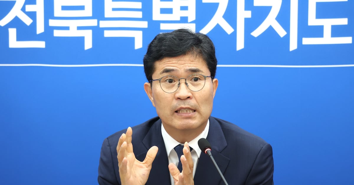 이원택, 젠슨 황에 친서... “삼겹살 먹으며 새만금 논의하자”