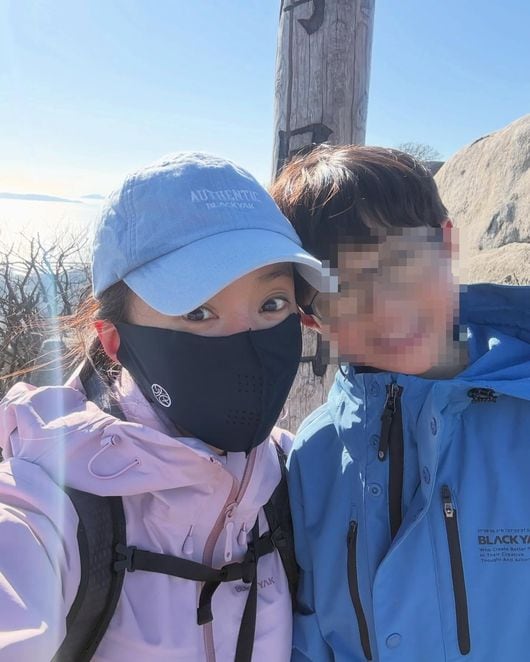 웹사이트상위노출 홈페이지상위노출 사이트상위노출이시영이 이시영을 낳았네…무한체력 붕어빵 아들 “마니산 정복”