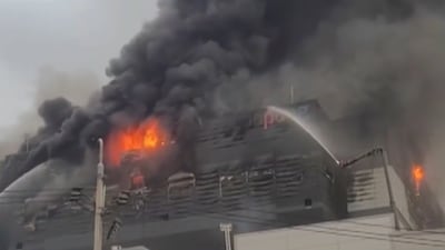 인천 쿠팡 물류센터에서 발생한 불길이 19일 확산된 모습 / 뉴스1 ⓒ News1