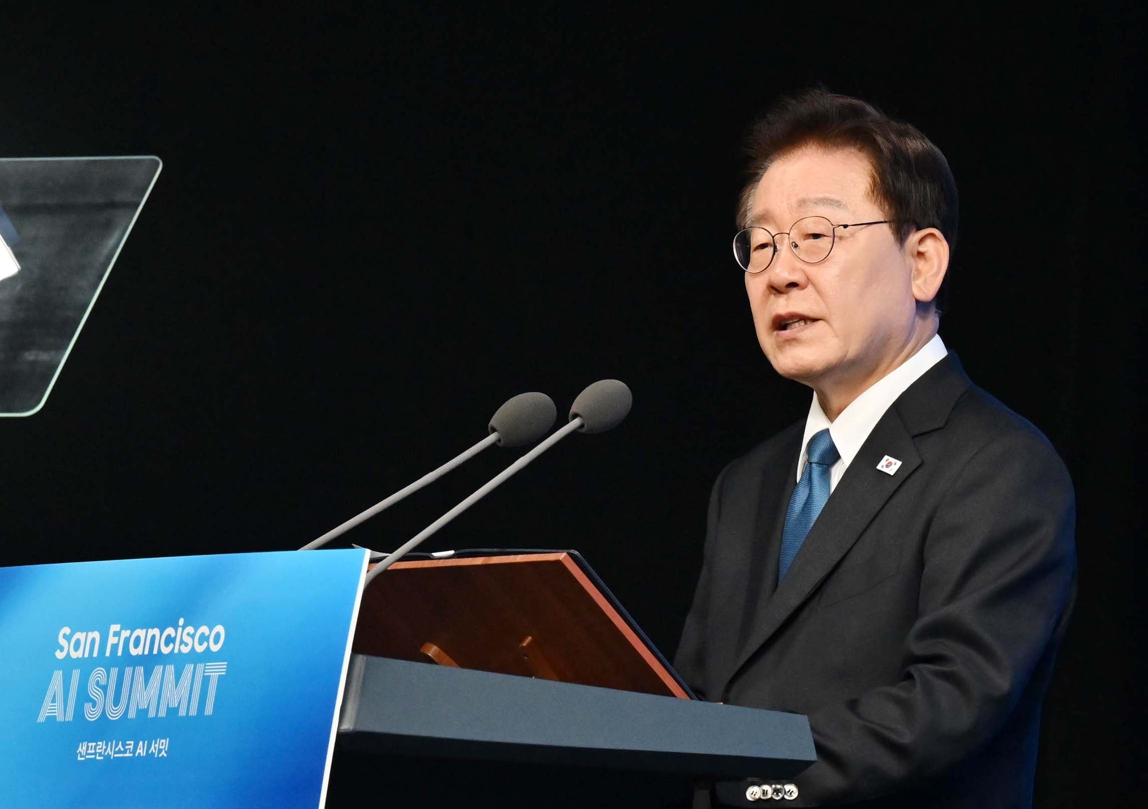 李, EU ‘러시아산 LNG 한국 수출 제재 면제’에 “경제 큰 도움”