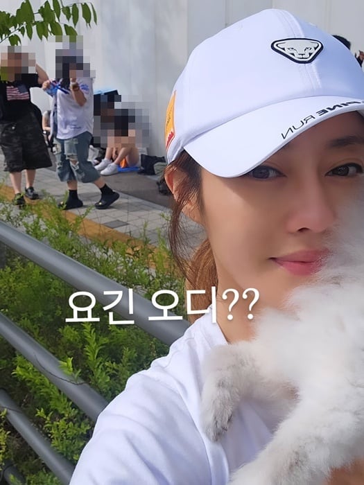'미용실 원장' 이지현, 주말에 여긴 어디? 12살 딸 라이딩 "바쁘다 바빠"