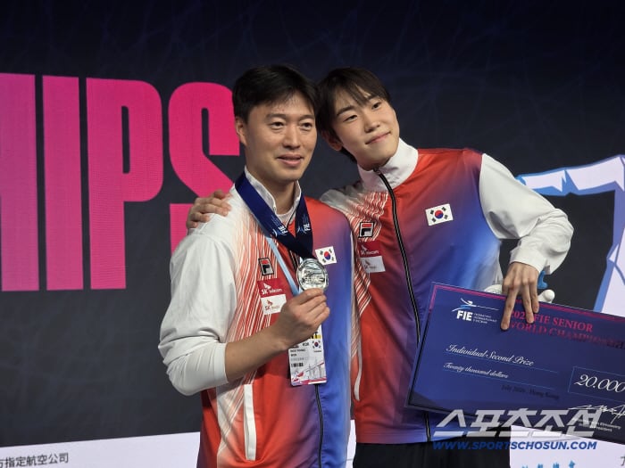 "세계3위 디펜딩챔프 꺾었다!" '뉴어펜져스' 도경동, 세계선수권 개인전 첫 은메달 쾌거