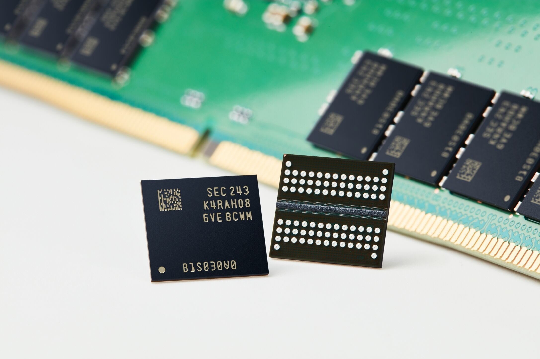 “구형이 더 귀해졌다”… AI 시대, DDR4 가격이 DDR5보다 더 오른다