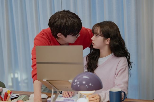 술 취해 호텔에서 눈 뜨더니…황인엽·이혜리, 4회 만에 로맨스 터진다 (‘그대에게 드림’)