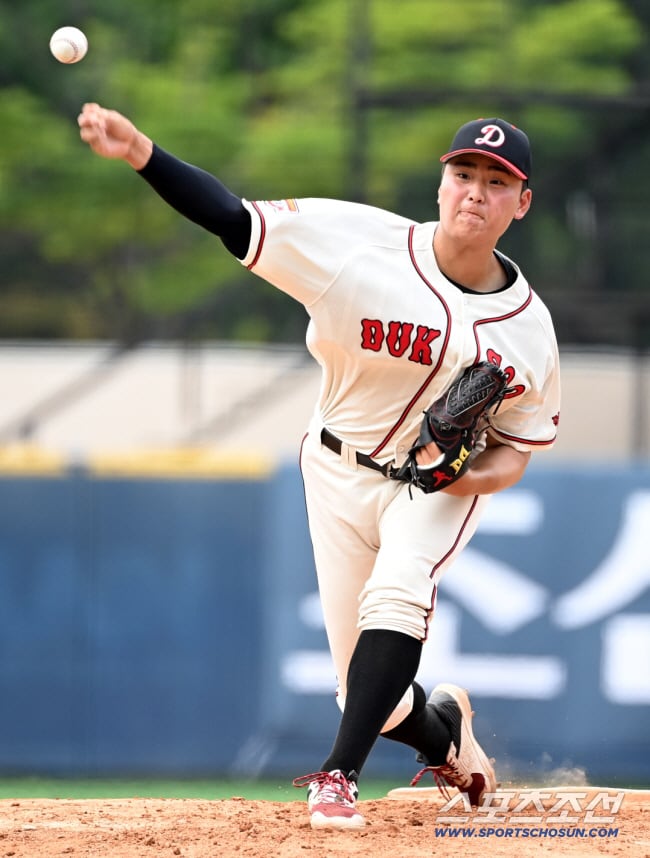 ◇지난해 마이애미에서 방출된 심준석은 뉴욕 메츠와 마이너 계약을 맺었으나, 스프링캠프 초청 명단에는 끼지 못했다. 스포츠조선DB