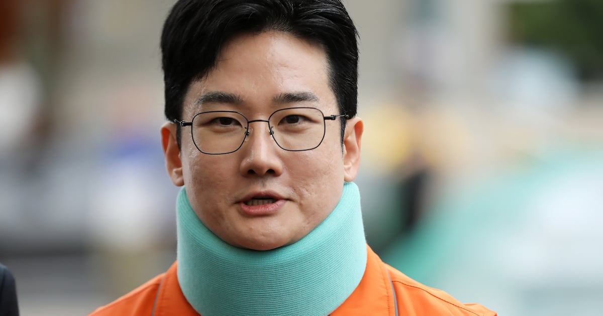 피습 자작극 혐의 정이한, 허위 학생부 기재로 과거 고교 중퇴 사실까지 폭로