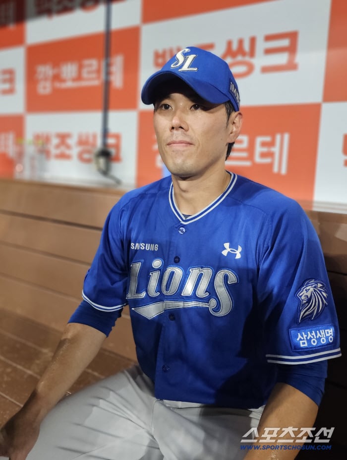 "이걸 어떻게 막지? 착찹했다" 끝내기 위기 넘고, 이적 후 최다이닝 구원승 김재윤, "창섭이 기 빼앗은거 아니겠죠?"