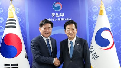 Editorial: Why Did Democratic Party Governor Meet North Korean Agent Ri Ho-nam?