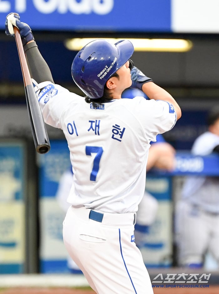 "잠실 다녀와서 긴가민가" 전력질주, 확신 못한 시즌 11호 3점포, 홈런보다 가치 있었던 팀 퍼스트