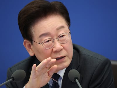 강경파 진압, 정책 홍보, 외교 대응까지 ‘SNS 만기친람’