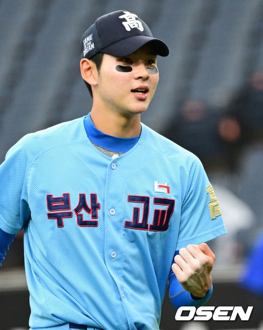 ‘드래프트 1순위 후보’ 하현승·‘1순위 신인’ 박준현, AG 대표팀 제외…장현석 ML 진출·학폭 논란이 발목 잡았다