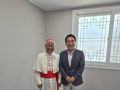 유흥식 추기경 만난 박수현 충남지사 “교황 방문 간절히 요청”