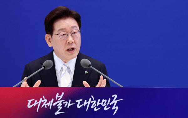 <속보>정부, 부동산 지라시에 "강력 대응" 천명.. 어떤 내용 담겼길래