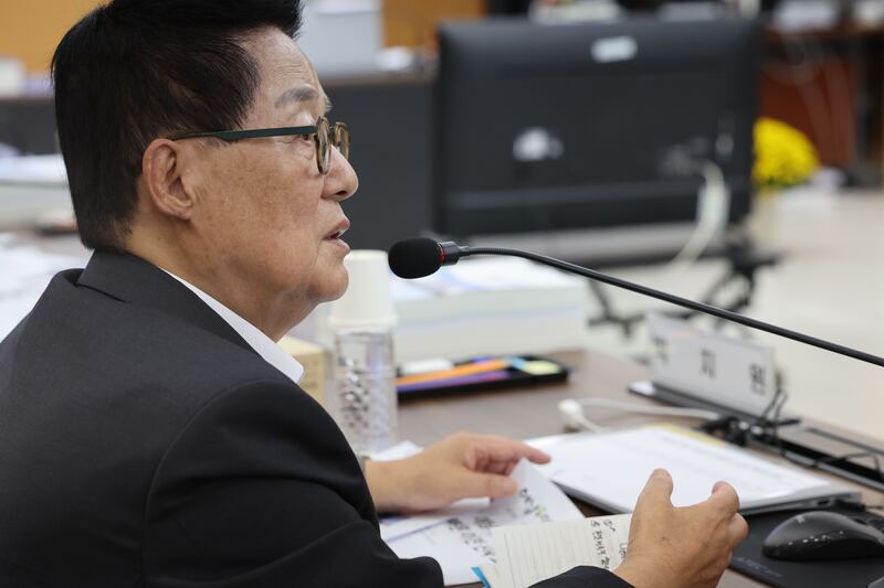 박지원 “민주당 나사 풀렸다…김민석 조여매는 리더십 갖고 나와야”