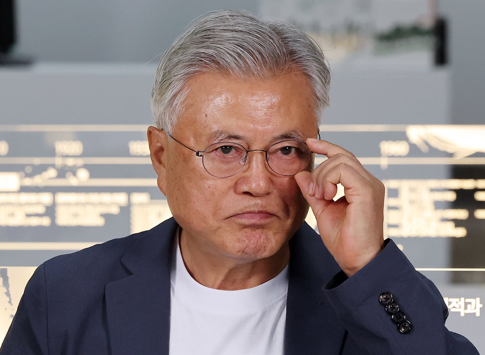 文 “수사·기소 완전 분리 매듭… 검찰개혁 법안 통과, 국민과 함께 환영”