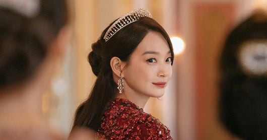 디즈니+ 재혼황후 스틸컷 이미지