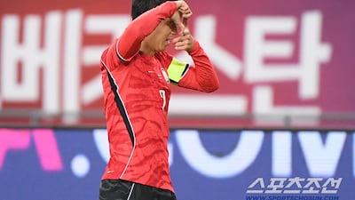6일 오후 용인미르스타디움에서 열린 대한민국 축구대표팀과 우즈베키스탄의 친선경기. 손흥민이 프리킥 찬스에서 선제골을 넣은 후 세리머니를 하고 있다. 용인=정재근 기자 cjg@sportschosun.com/2026.10.6/