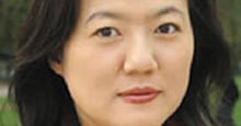 Chosun Ilbo Editor-in-Chief Wins Woman of the Year Award - 조선일보