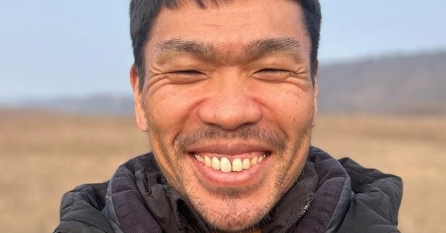 Actor Yoon Dae-yeol Apologizes, Credits Civilians in Gas Explosion - 조선일보