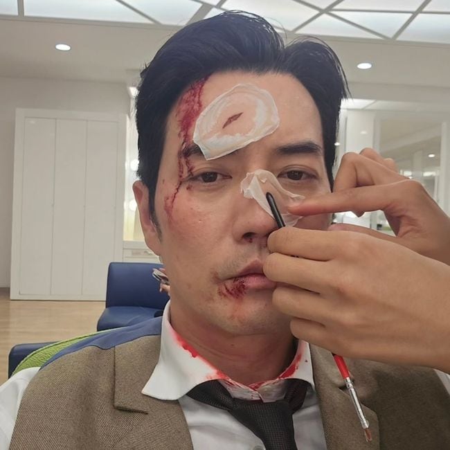 '김부장' 소지섭에 무릎 꿇은 주상욱…피투성이 얼굴로 "착하게 살겠습니다" 참회