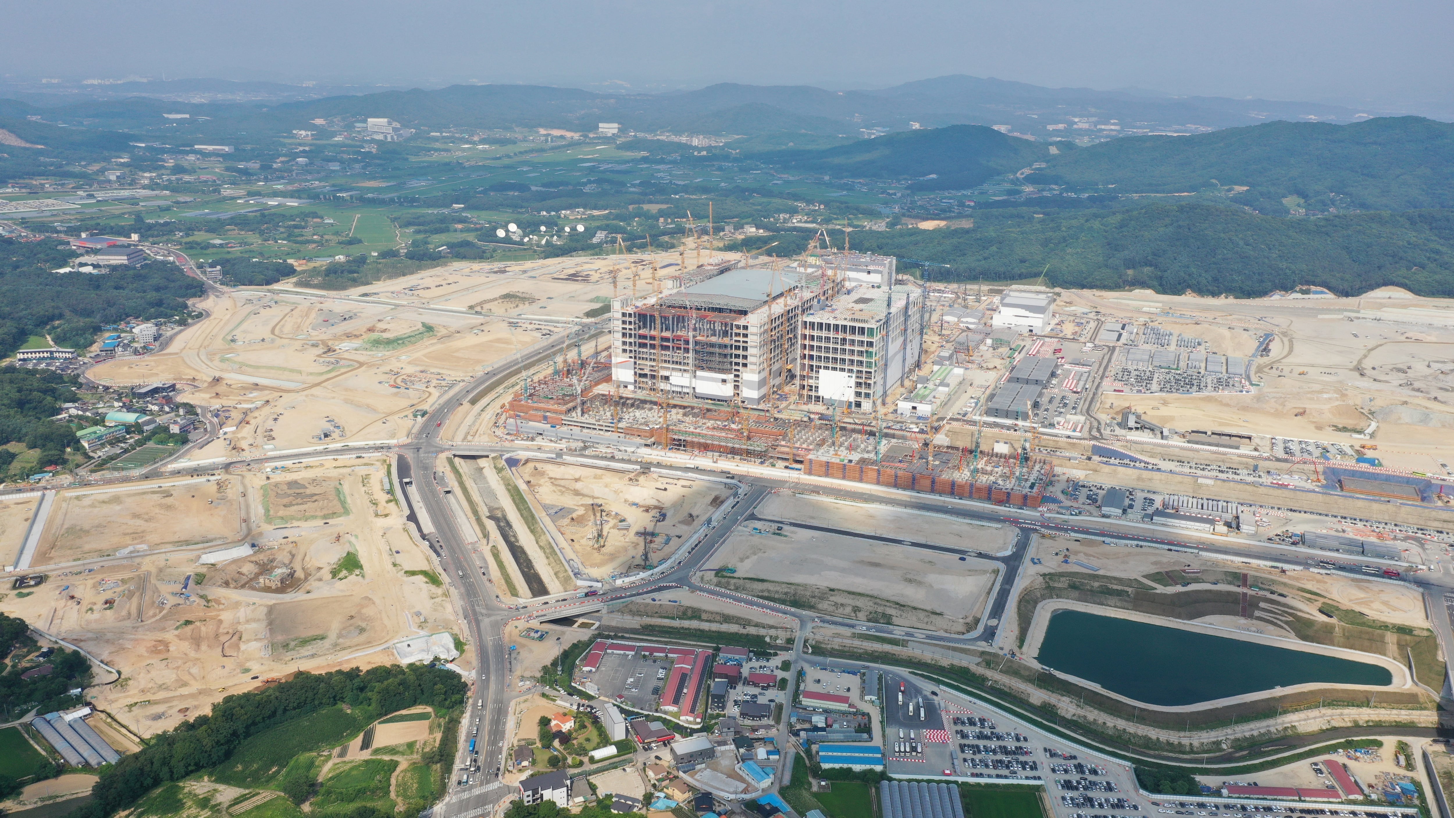 1400조 메가프로젝트 수주전… 건설사 경쟁 2027년 이후 본격화