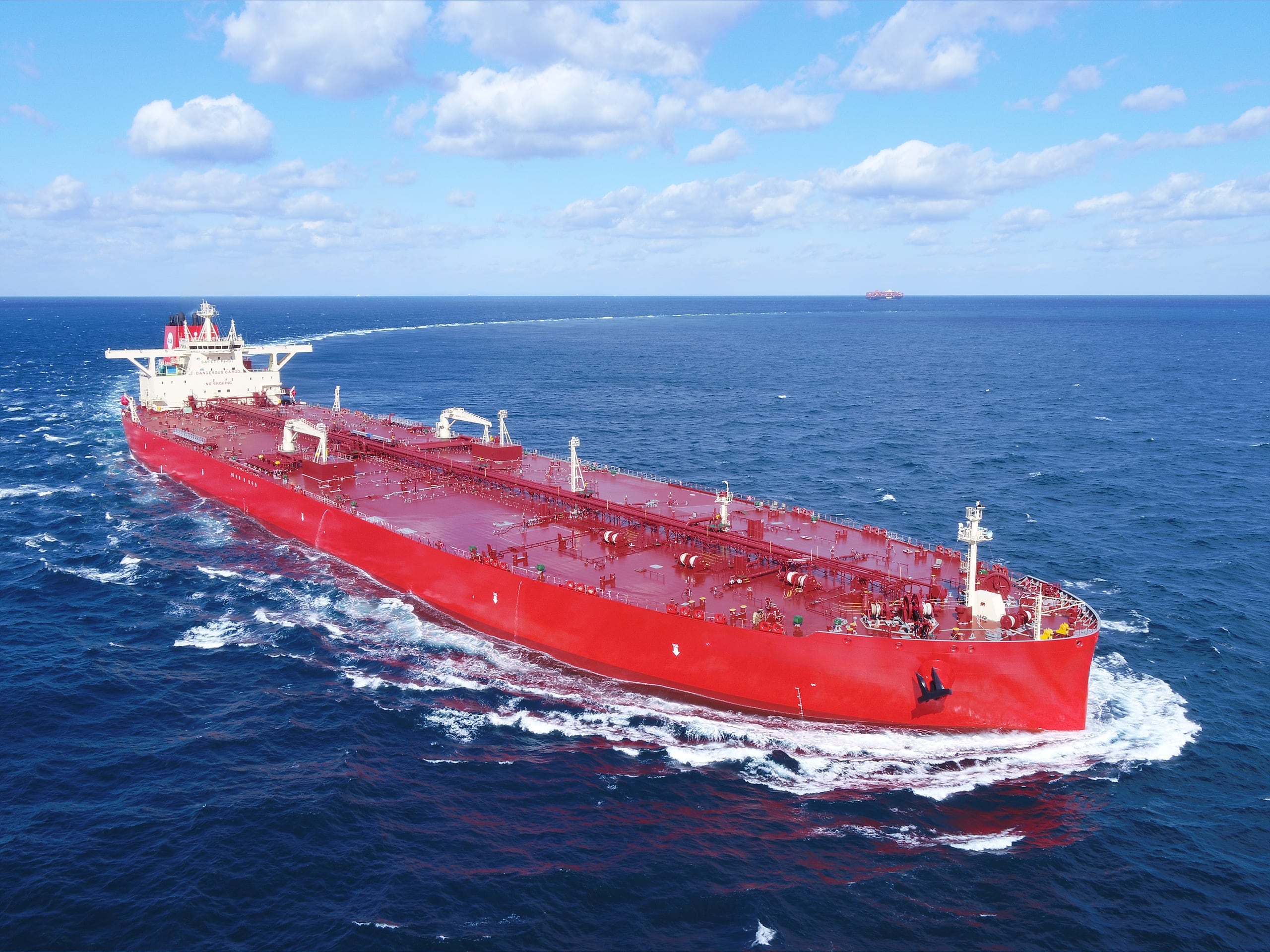 57년 만의 VLCC 발주 폭발… 한화오션, 척당 2000억 ‘최고가 행진’