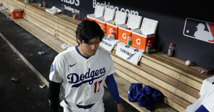 Ohtani's NLDS Struggles Spark Bench Calls - 조선일보