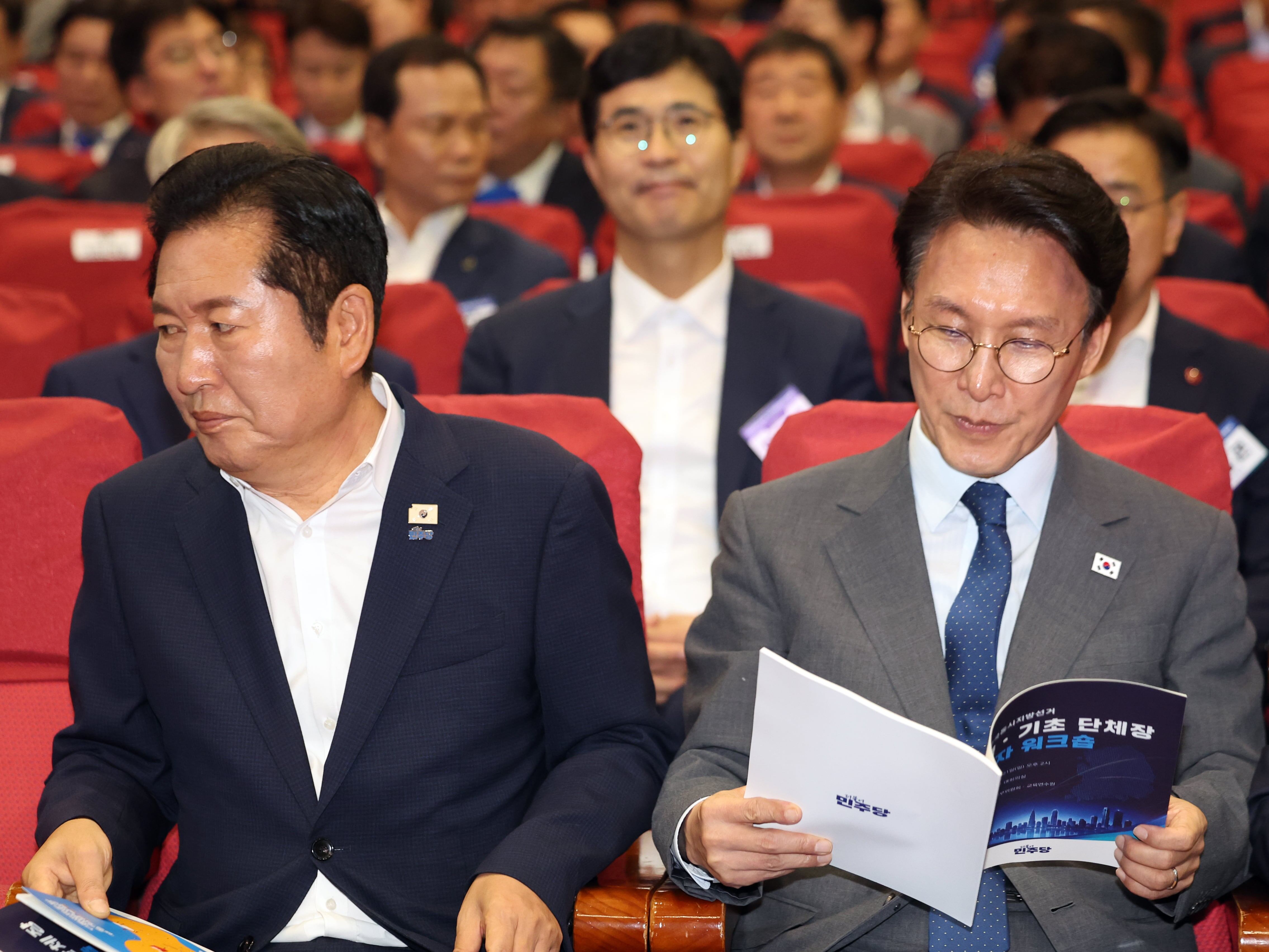 김민석 출마에 친청계 반발 “남 탓하는 태도…무책임의 극치”