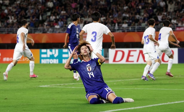 Asian Games - Aichi-Nagoya 2026 - Football Men Semi-Finals - Japan v Uzbekistan - Nagai Stadium, Osaka, Japan - September 30, 2026 Japan's Yuto Ozeki reacts REUTERS/Andrew Boyers<저작권자(c) 연합뉴스, 무단 전재-재배포, AI 학습 및 활용 금지>