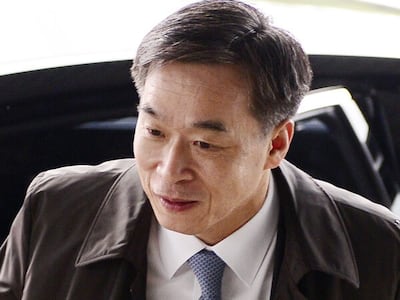 2015년 12월 22일 대구고검장을 끝으로 검찰을 나온 김경수 당시 대구고검장이 이날 퇴임식을 앞두고 출근하고 있다. 사진=뉴시스